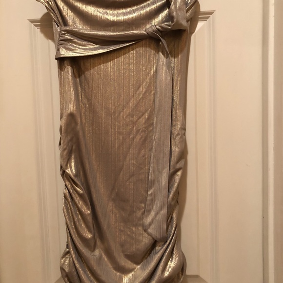 BNWT! Revolve h:ours Evans Mini dress in soft gold - Picture 5 of 8